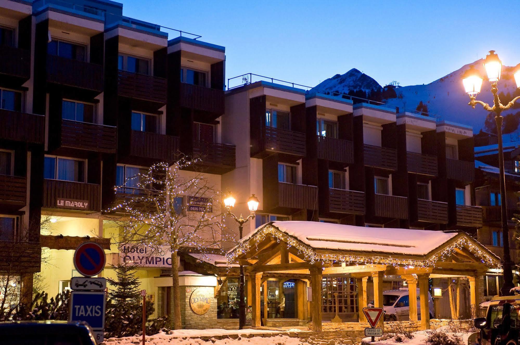 Madame Vacances - Hotel Courchevel Olympic Bagian luar foto