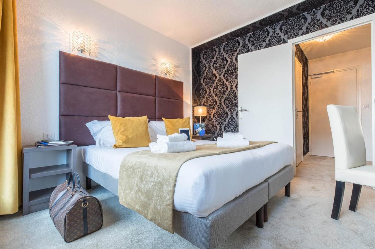 Madame Vacances - Hotel Courchevel Olympic Bagian luar foto