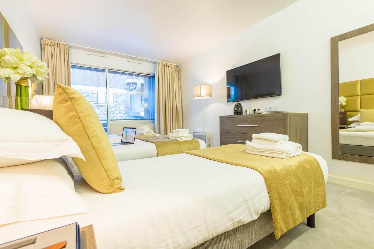 Madame Vacances - Hotel Courchevel Olympic Bagian luar foto